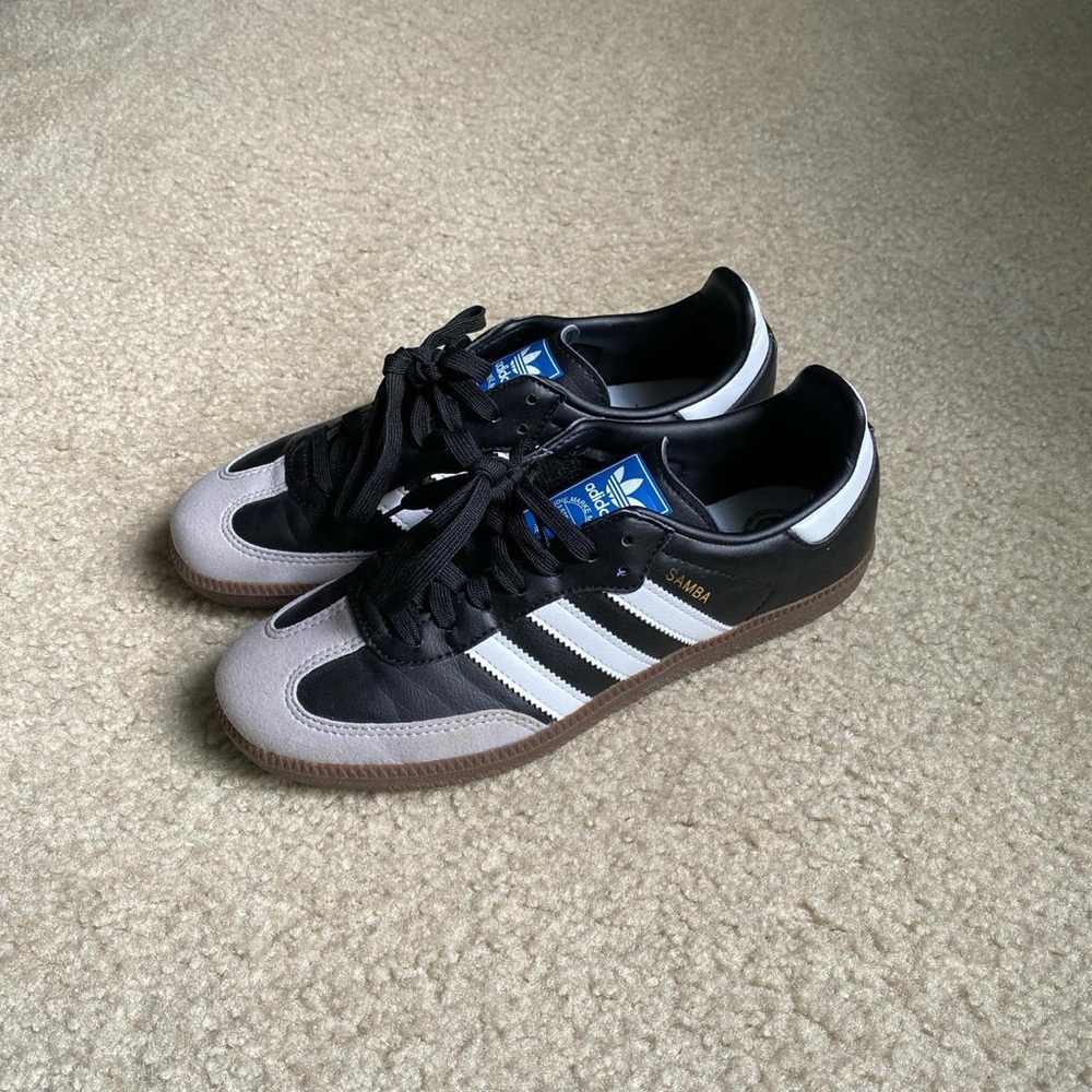 Adidas vegan black gum sambas US Men’s 7